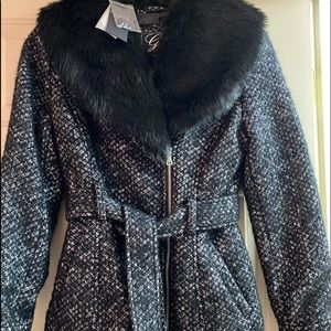 Guess faux fur collar jacket